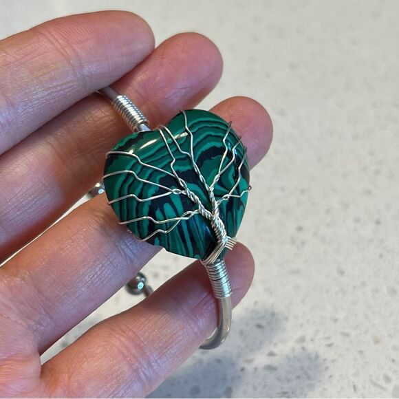 Stone Heart Bangle Bracelet - Picture 3 of 10